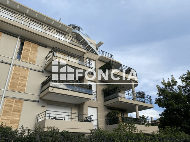 Appartement 2 pièces (41.34 m²) à louer - Saint Laurent Du Var (06700)