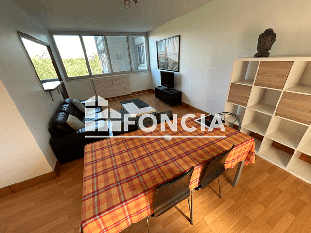 Appartement meublé 4 pièces (73.23 m²) à louer - Lille (59000)