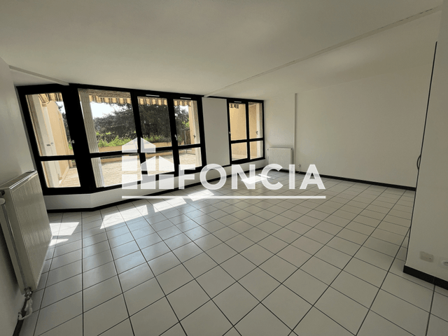 Appartement 5 pièces (93.26 m²) à louer - Guilherand-granges (07500)