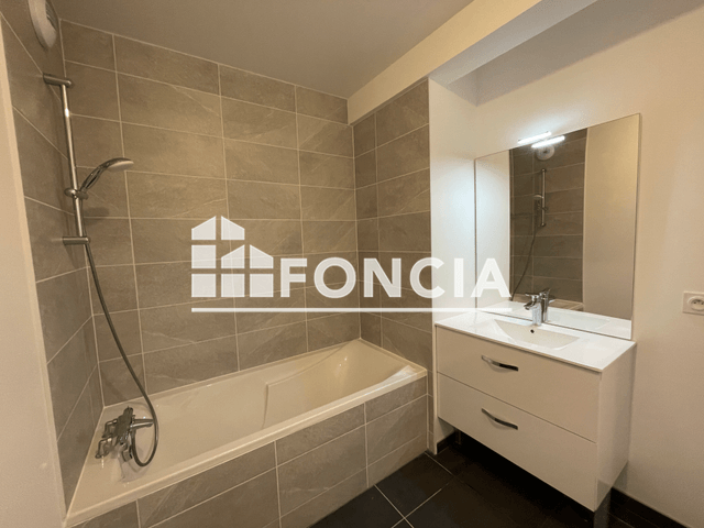 Appartement 3 pièces (65.39 m²) à louer - Chartres De Bretagne (35135)