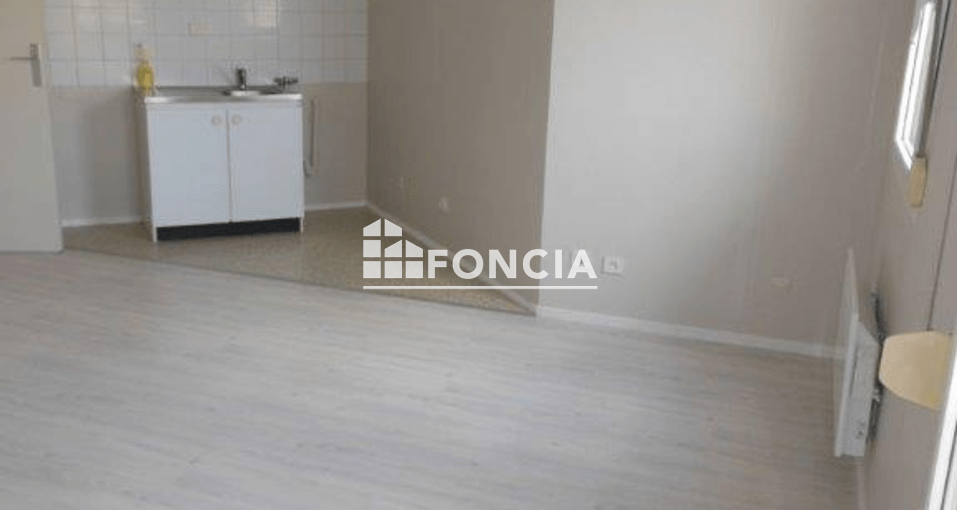 Studio (31.48 m²) à louer - Melun (77000)