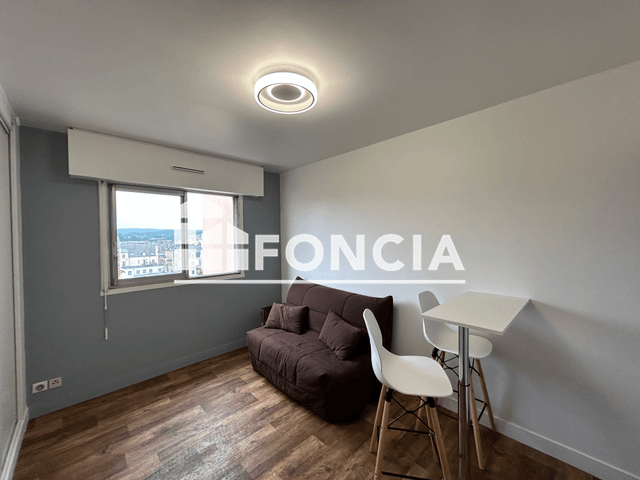 Studio meublé (17 m²) à louer - Charleville-mézières (08000)