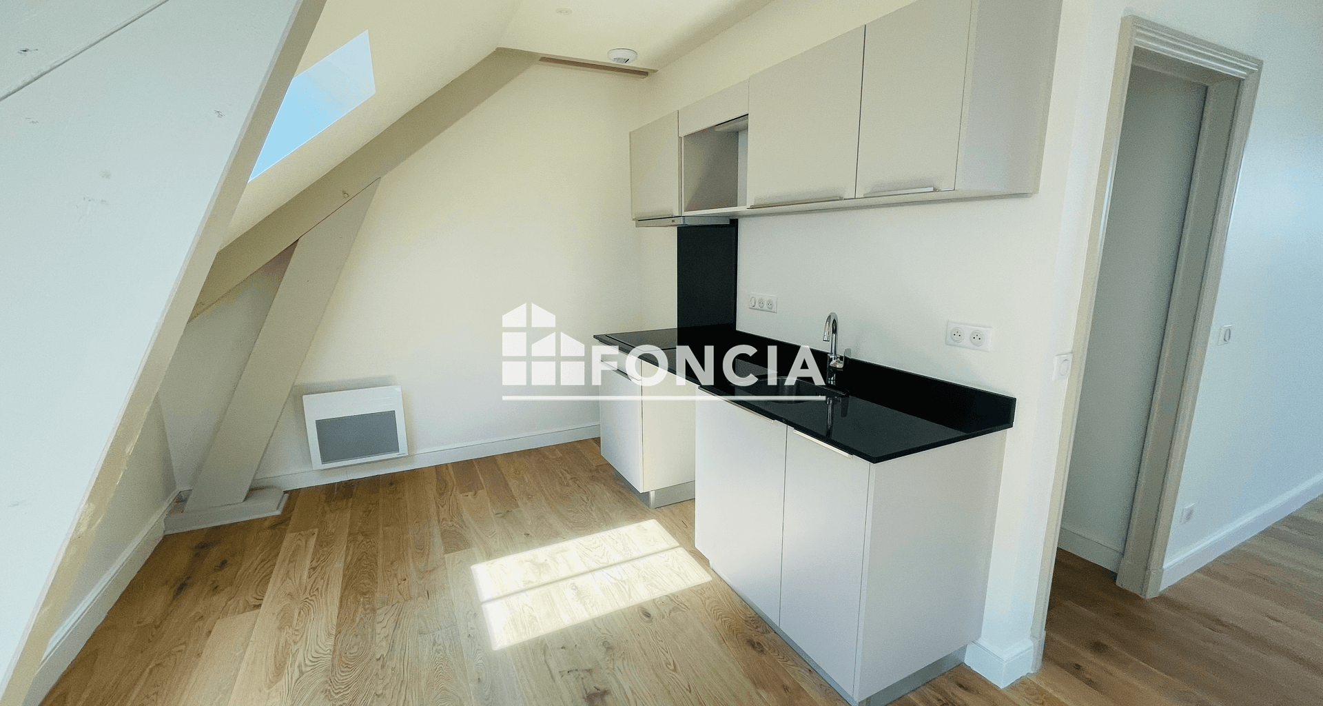 Appartement 3 pièces (103.51 m²) à louer - Auxerre (89000)