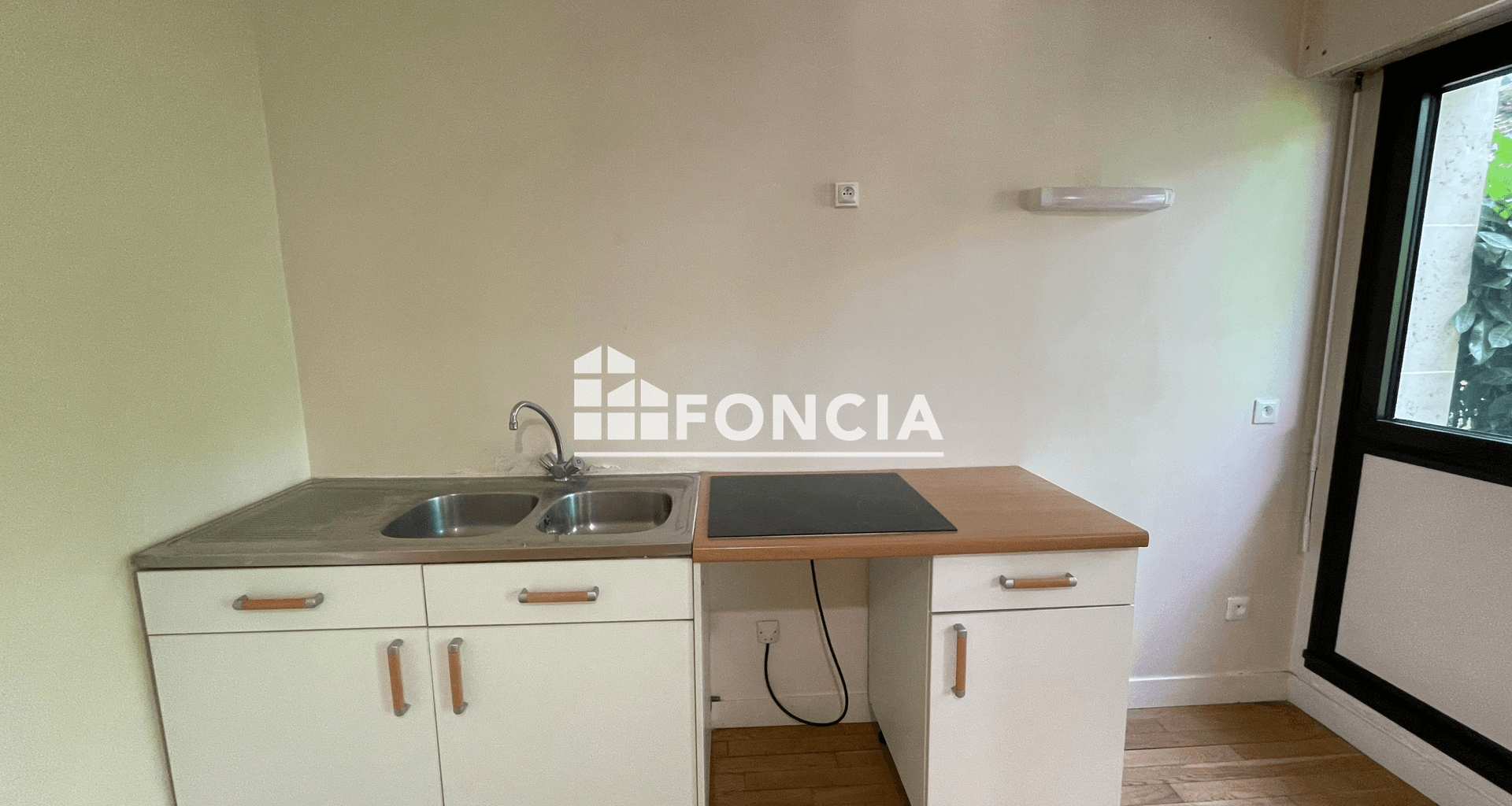 Studio (24.27 m²) à louer - Sceaux (92330)