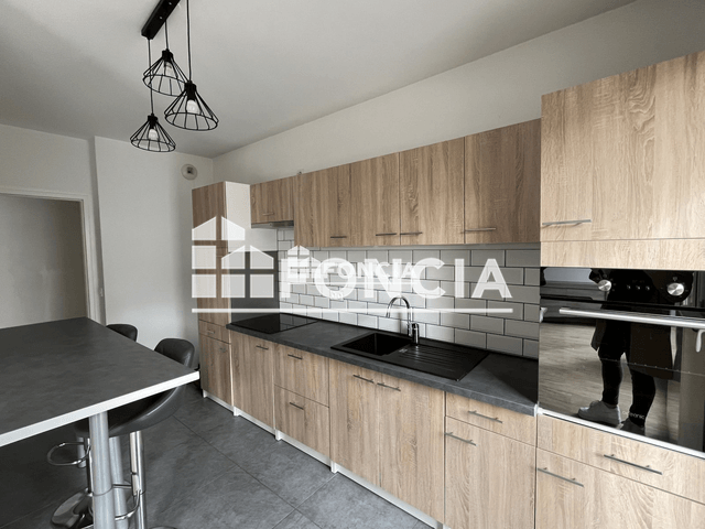 Appartement 4 pièces (89.85 m²) à louer - Le Coudray (28630)