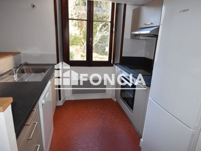 Appartement 2 pièces (47.07 m²) à louer - La Cadiere D'azur (83740)