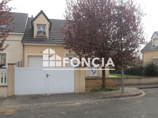 Maison 5 pièces (93.99 m²) à louer - Chartres (28000)