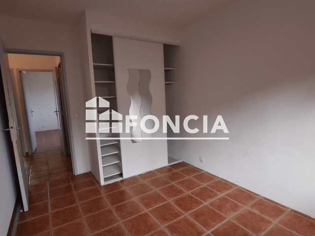 Maison 4 pièces (82.5 m²) à louer - Le Beausset (83330)