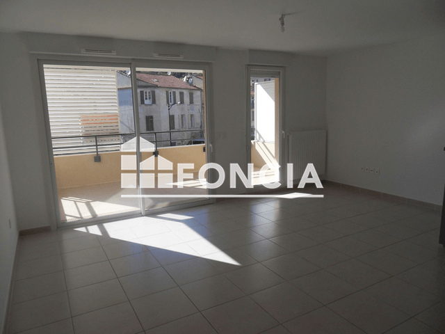 Appartement 3 pièces (64.68 m²) à louer - Hyeres (83400)