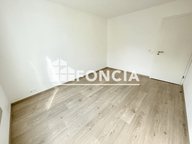 Appartement 3 pièces (71.36 m²) à louer - Saint Genis Pouilly (01630)