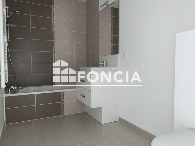 Appartement 2 pièces (43.7 m²) à louer - Ferney Voltaire (01210)