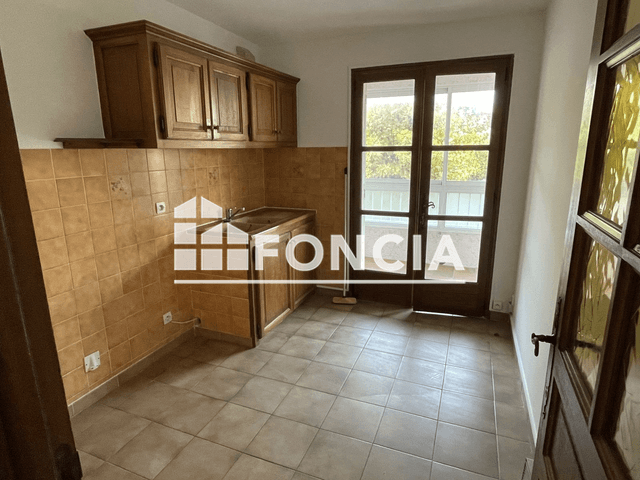 Appartement 2 pièces (45.37 m²) à louer - Le Beausset (83330)