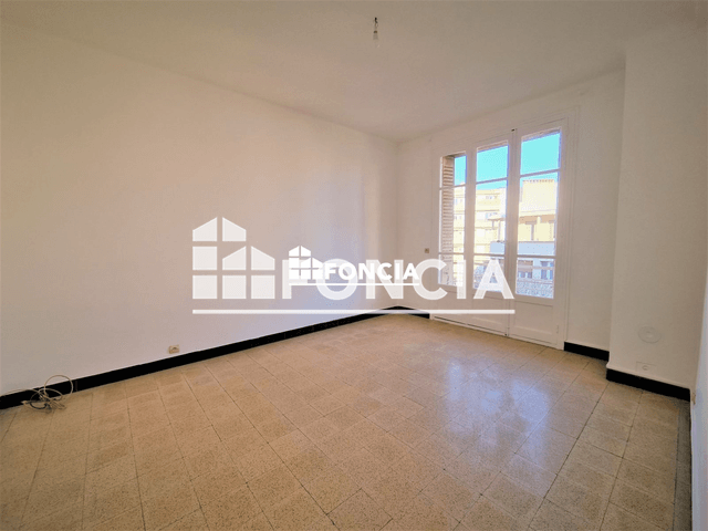 Studio (25 m²) à louer - Toulon (83200)