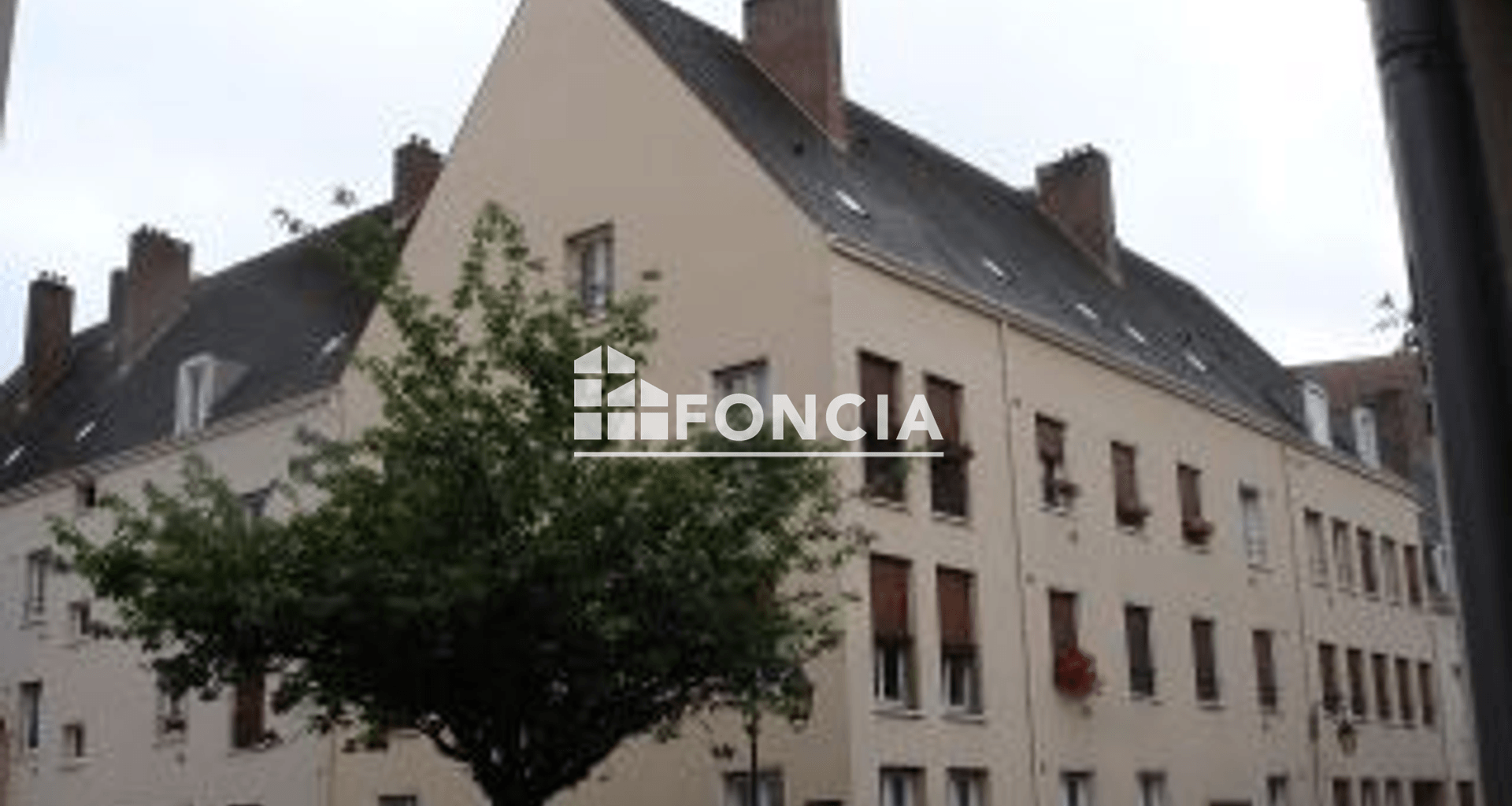 Studio (11.9 m²) à louer - Chartres (28000)