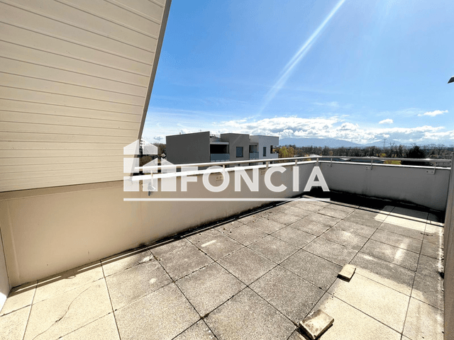 Appartement 3 pièces (82.35 m²) à louer - Ferney Voltaire (01210)