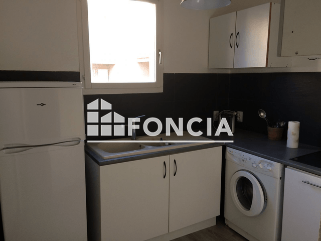 Appartement 2 pièces (34.49 m²) à louer - Six Fours Les Plages (83140)
