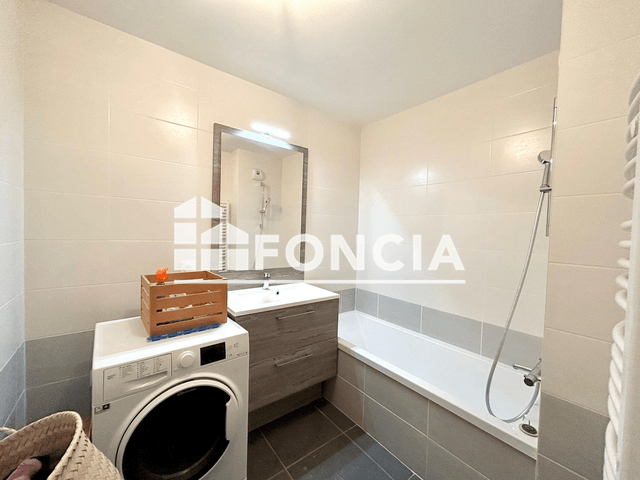 Appartement 4 pièces (85.78 m²) à louer - Ferney - Voltaire (01210)