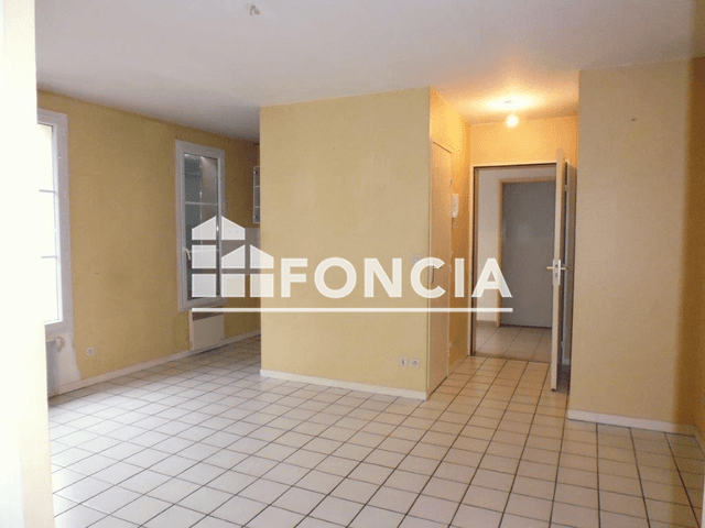Appartement 2 pièces (34.28 m²) à louer - Nogent Le Roi (28210)