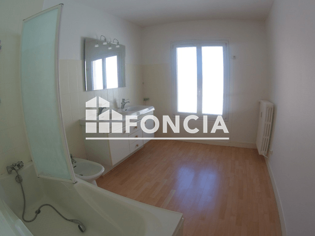 Appartement 4 pièces (96.22 m²) à louer - Chartres (28000)