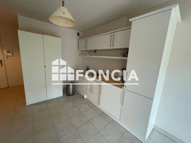 Appartement 2 pièces (49.8 m²) à louer - Bourg En Bresse (01000)