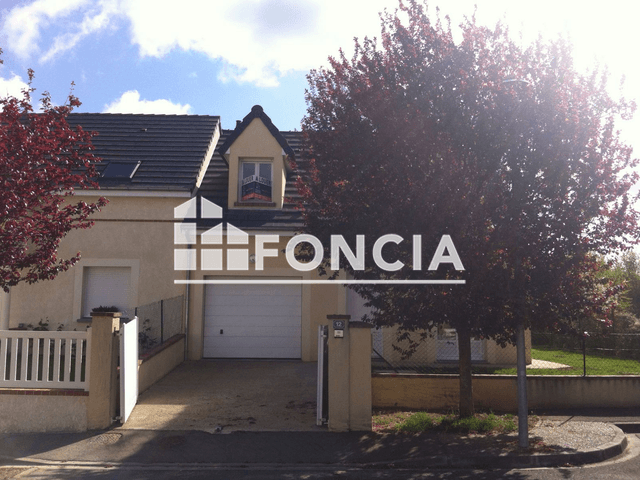 Maison 5 pièces (93.99 m²) à louer - Chartres (28000)