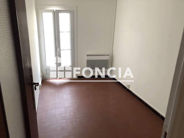 Appartement 3 pièces (41.9 m²) à louer - Le Beausset (83330)