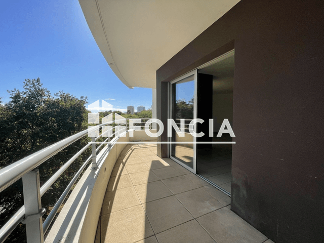 Appartement 2 pièces (58.02 m²) à louer - La Seyne Sur Mer (83500)