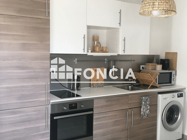 Appartement 2 pièces (40.4 m²) à louer - La Seyne Sur Mer (83500)