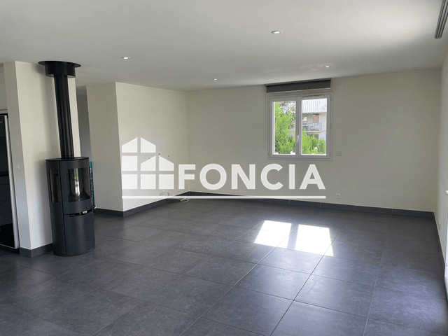 Maison 4 pièces (97.3 m²) à louer - Leaz (01200)