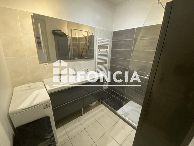 Appartement meublé 3 pièces (77.84 m²) à louer - Evian Les Bains (74500)