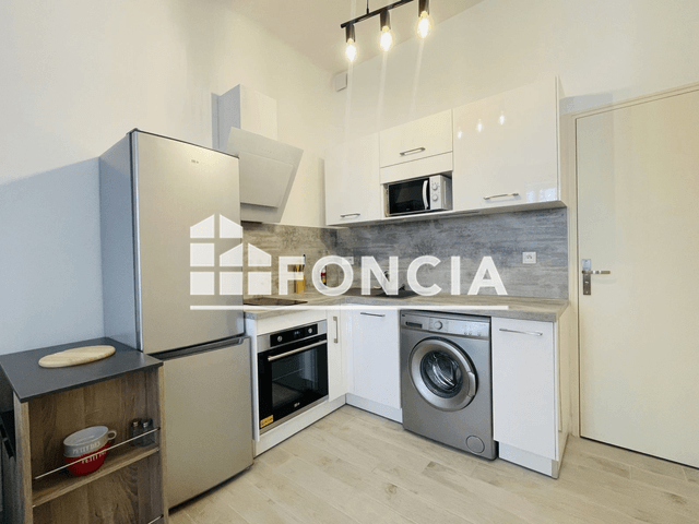 Studio meublé (26.4 m²) à louer - Toulon (83000)