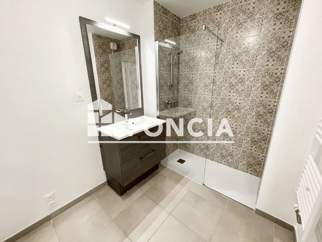 Appartement 3 pièces (71.36 m²) à louer - Saint Genis Pouilly (01630)