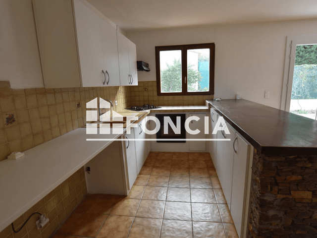 Maison 4 pièces (82.5 m²) à louer - Le Beausset (83330)