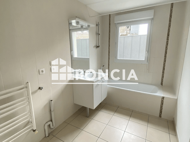 Appartement 3 pièces (83.65 m²) à louer - Thonon- Les-bains (74200)