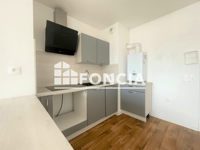 Appartement 2 pièces (40 m²) à louer - Fleury Merogis (91700)