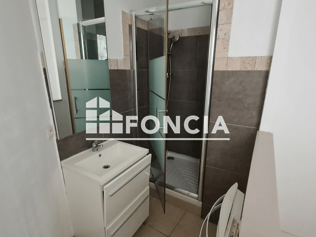 Appartement 2 pièces (30.12 m²) à louer - Nimes (30000)