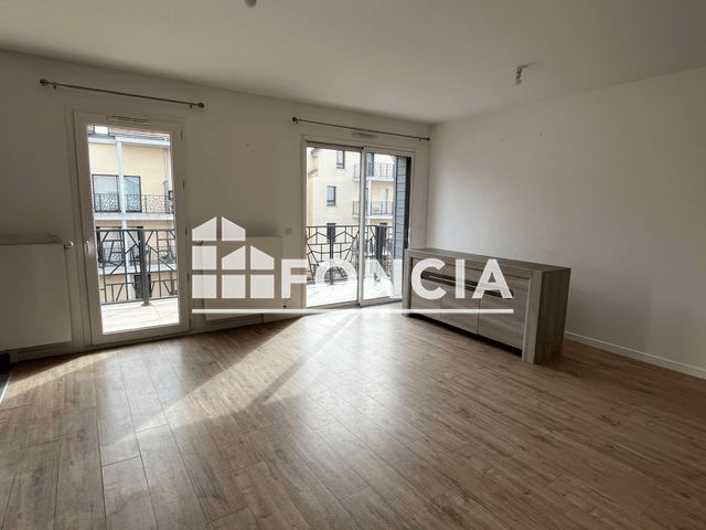Appartement 4 pièces (89.85 m²) à louer - Le Coudray (28630)