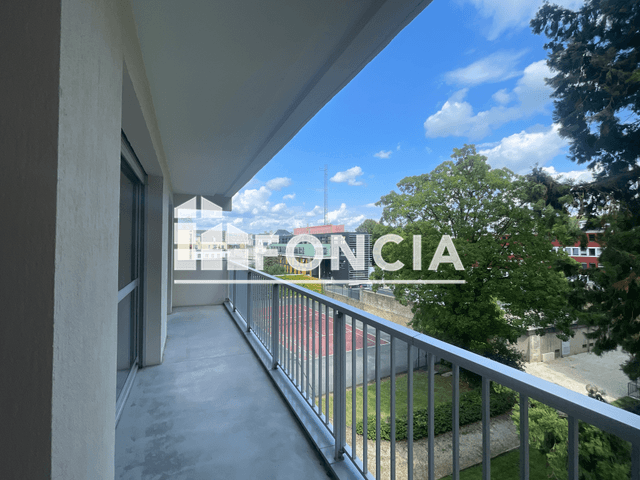 Appartement 2 pièces (55 m²) à louer - Charleville-mézières (08000)