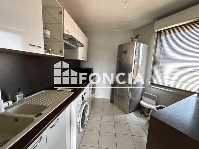 Appartement 3 pièces (66.75 m²) à louer - Mandelieu (06210)