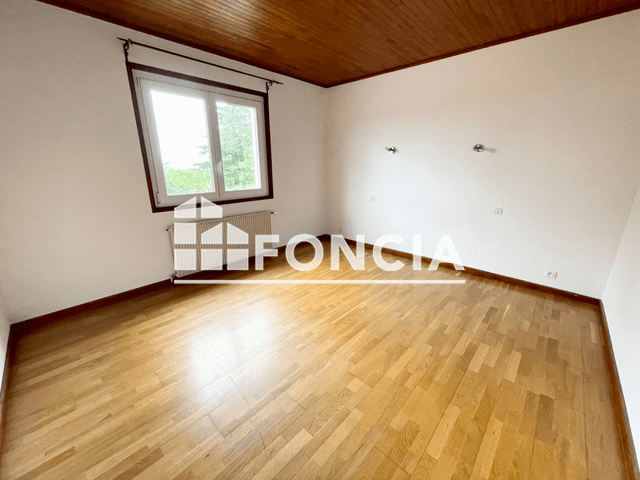 Maison 3 pièces (75 m²) à louer - Echevenex (01170)