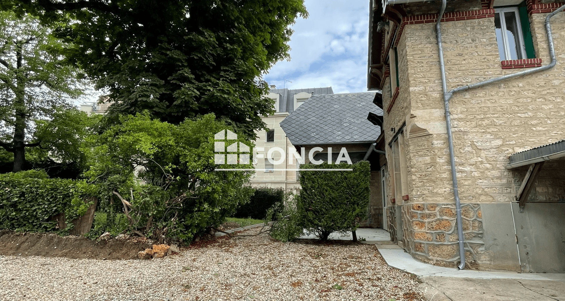 Maison 4 pièces (111.43 m²) à louer - Fontenay-aux-roses (92260)