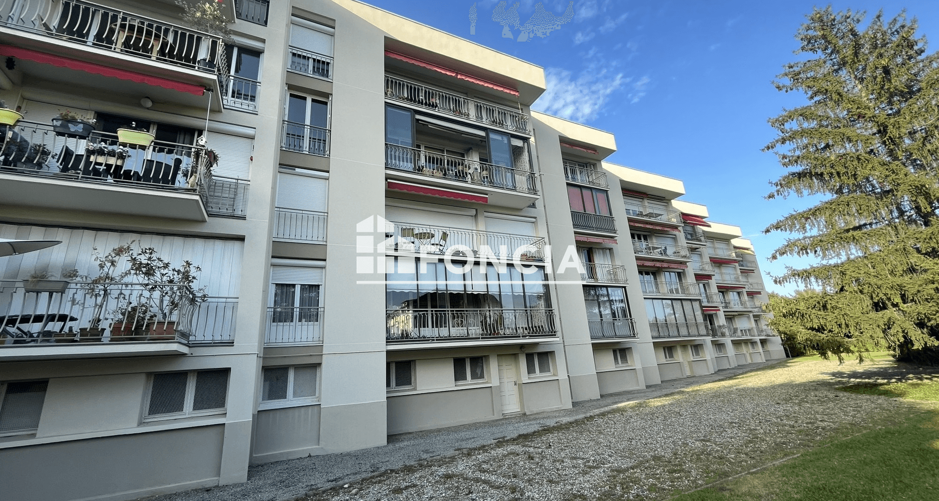 Appartement 3 pièces (73.98 m²) à louer - Guilherand-granges (07500)