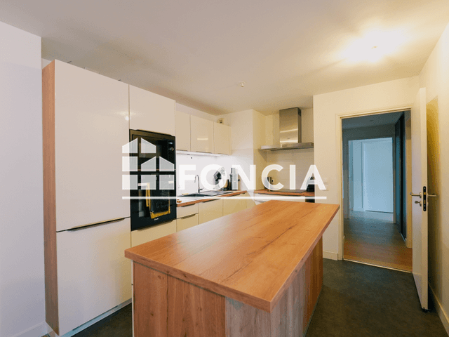 Appartement 3 pièces (86.62 m²) à louer - Vannes (56000)