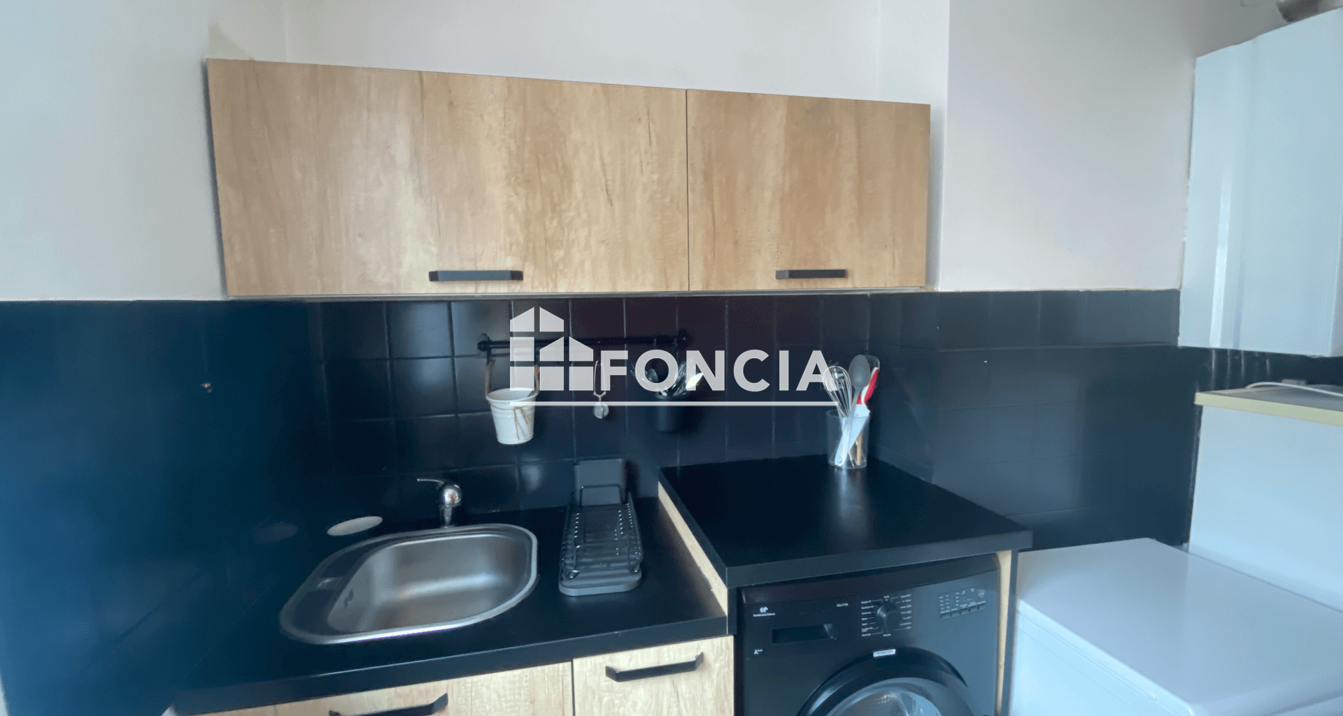 Appartement meublé 3 pièces (57.7 m²) à louer - Saint-étienne (42100)