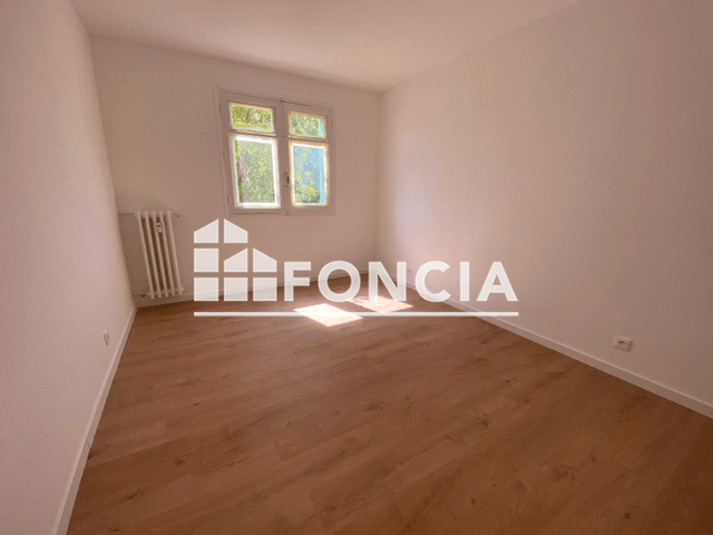 Appartement 3 pièces (61.5 m²) à louer - La Crau (83260)