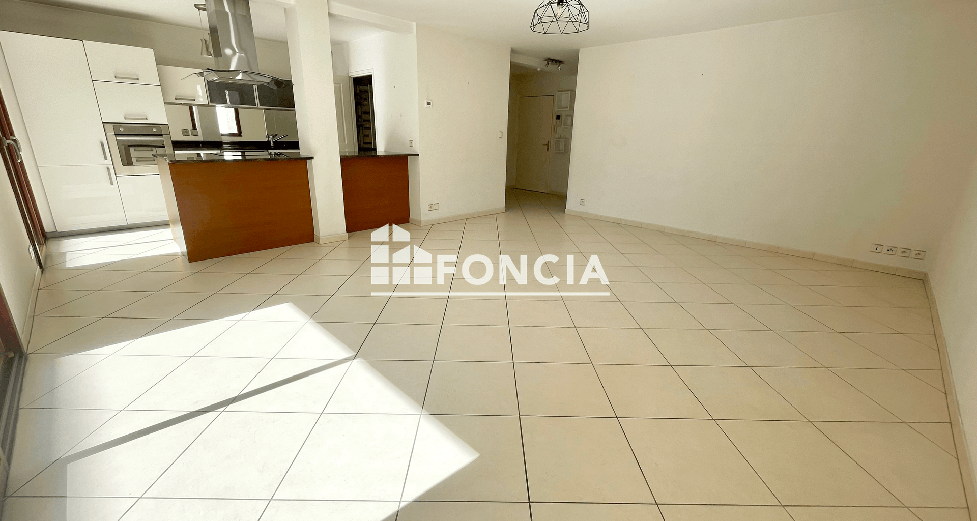 Appartement 4 pièces (104.05 m²) à louer - Divonne-les-bains (01220)