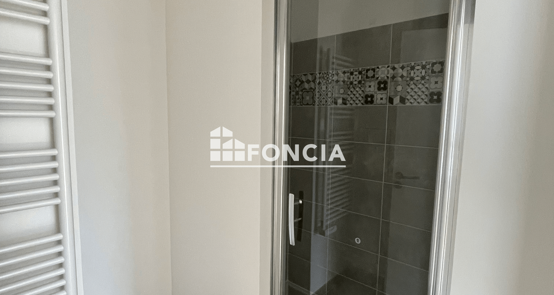Appartement 5 pièces (104.9 m²) à louer - Clichy (92110)