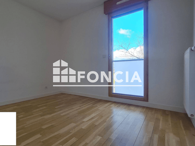 Appartement 3 pièces (76.74 m²) à louer - Prevessin Moens (01280)