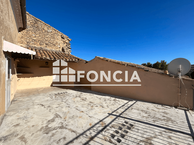 Maison 6 pièces (140 m²) à louer - Vallabrix (30700)