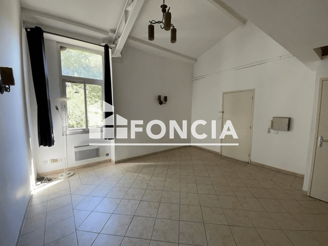 Appartement 2 pièces (46.43 m²) à louer - Arles (13200)